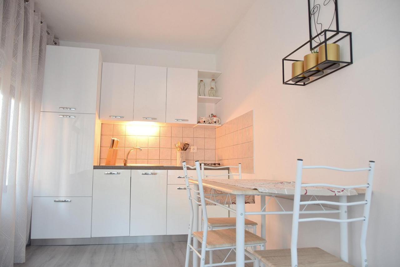 Apartment Viola
