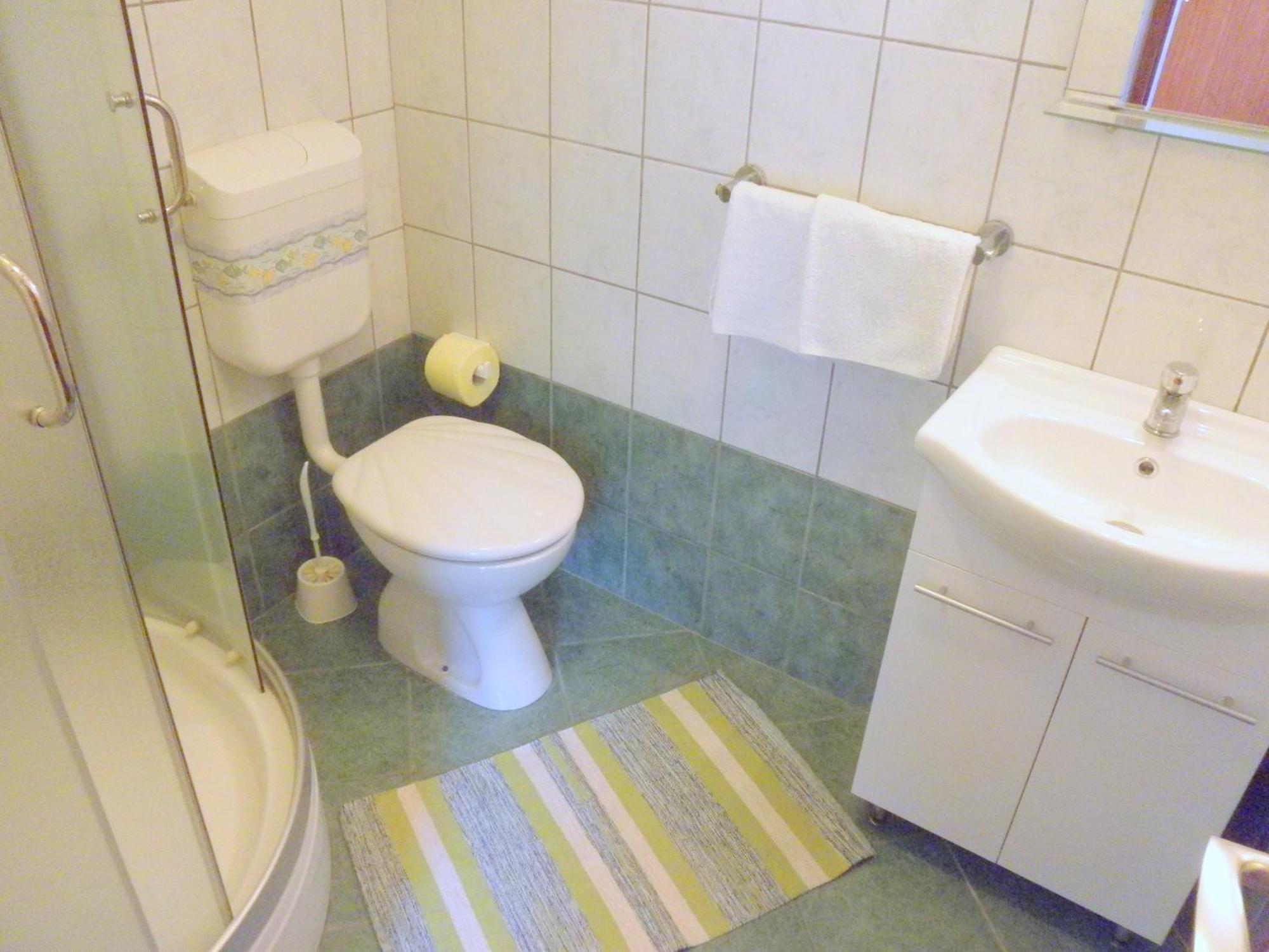 Viola Apartment *