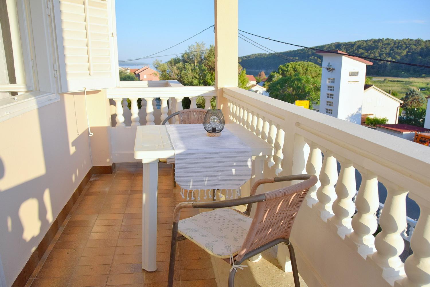 Viola Apartment *